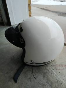 lot 49 image: Griffin Helmet