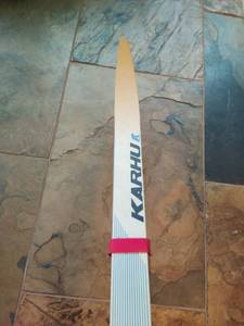 lot 236 image: Snow Skis