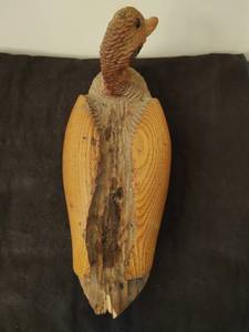 lot 82 image: Duck Decoy