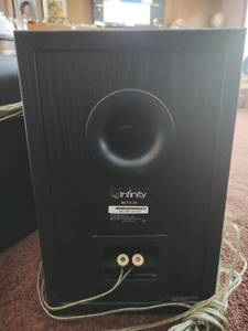 lot 94 image: Pair of Infinity Beta 20 Speakers