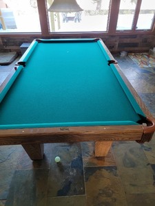 lot 500 image: Brunswick Pool Table