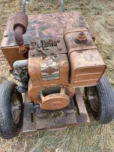 Zero Start by Phillips Gas Powered Jump Start Unit-Runs and Works Good