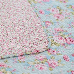 lot 39 image: Brandream Full Size Shabby Chic 3 Piece Floral Quilted Cotton Coverlet Set