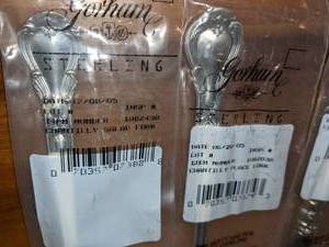 lot 4 image: Gorham Chantilly Sterling Silver Flatware - 1 Place Setting, 4 Pieces