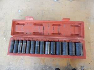 12 Drive SAE Impact Socket Set