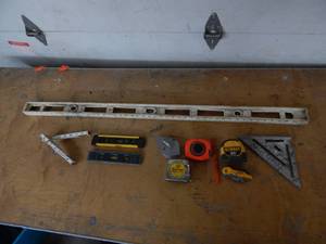 Levels, Tape Measures & Square
