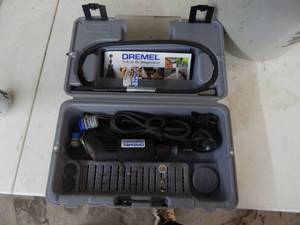 Dremel Tool With Bits & Accessories
