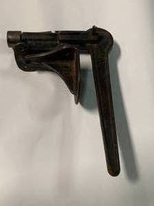 lot 32 image: Vintage Metal Capper  Corker