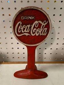 lot 37 image: Drink Coca Cola Cast Iron Doorstop 9  Tall
