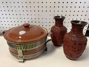 lot 48 image: Weller Covered Dish & Cinnabar Vases