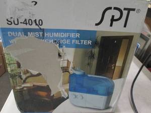 dual mist humidifier with ion excha...