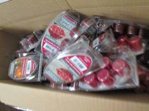 box of wax melts ...