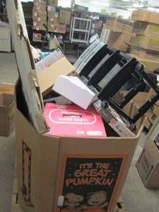 pallet of misc . ...