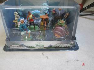 rava the last dragon figurine set n...