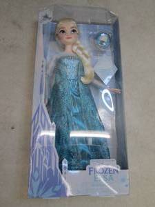 disney classic elsa doll from froze...