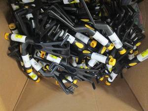box  of new expert gardener hand cu...
