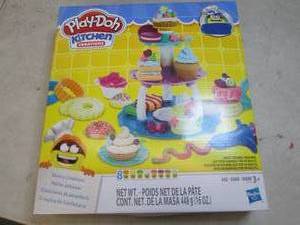 new play-doh kitchen creations...