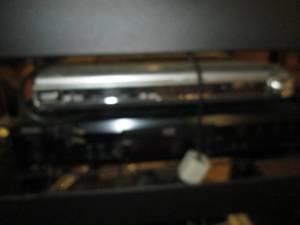 2 dvd players both power on ...