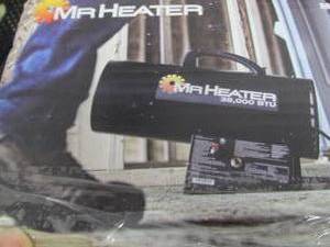 Mr. Heater 38,000 BTU Forced Air Pr...
