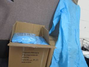 2 Cases of 80(8-10pks)Blue PEVA Dis...