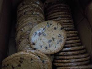lot 322 image: Case of Bakers Source 3 oz Chocolat...