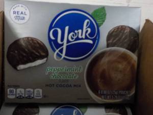 lot 336 image: Case of 6 Boxes York Peppermint Cho...