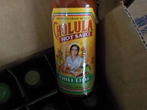 lot 341 image: Case of 12 - 5 oz Bottles Cholula ...