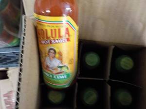 lot 344 image: Case of 12 - 5 oz Bottles Cholula ...