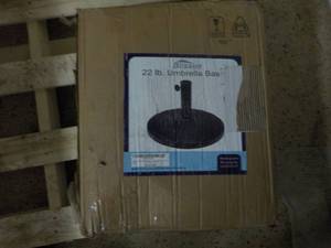 lot 65 image: 22 lb. Umbrella Base...
