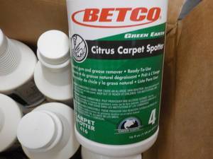 lot 112 image: Case of 12 - 16 oz Bottles Betco Ci...