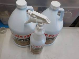 lot 115 image: 2 Gallon Jugs Betco Spray Foam Ultr...