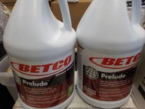 lot 134 image: 2 Gallon Jugs Betco Prelude Non Zin...