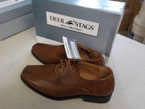 lot 197 image: Deer Stags 902 Collection size 9 1...