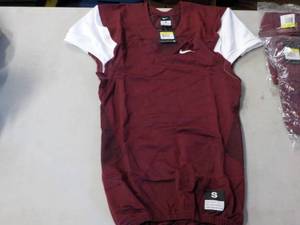 lot 216 image: 5 Nike Maroon Football Tops size S...