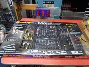 New Duramax 200 piece folding tool set. Was a show display. As shown.
