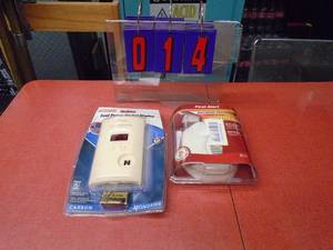New First Alert smoke detector & kidde carbon monoxide detector. Open package. As shown.