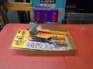 New flat of rubber mallet & poultry shears. As shown.
