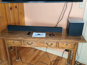 lot 9 image: VIZIO 2.1 Channel Sound bar Speaker System