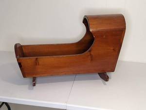 lot 44 image: Antique Wooden Rocking Cradle