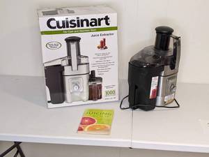 lot 14 image: Cuisinart CJE-1000 Die-Cast Juice Extractor