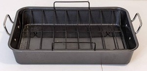 lot 80 image: Roaster with Rack & Handles