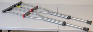 lot 81 image: Guardian Signature Red Dot Aluminum Crutches, Youth, 46 - 52