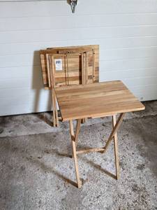 lot 104 image: Set of 3 Folding TV Trays