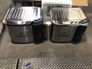 Lot of 2 10 Liter XL Electric Fryer, Boiler, Steamer in Silver by Masterbuilt Customer Returns See Pictures