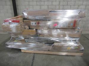lot 409 image: MIXED PALLET (22 Pieces) OF FURNITURE, GAMES AND MORE