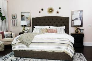lot 22 image: Signature Design By Ashley Chime 12 Queen Size Memory Foam Mattress Model M72731