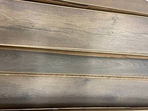 220 SF of High Quality Mohawk Laminate 7.5x54 LN