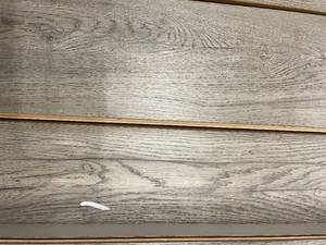 404 SF of High Quality Mohawk Laminate 7.5x48
