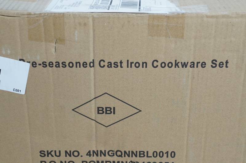 lot 126 image: NEW 8 Piece Cast Iron Cookware Set - Black