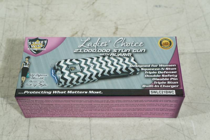 lot 258 image: NEW Street Wise 21,000,000 Stun Gun with Alarm